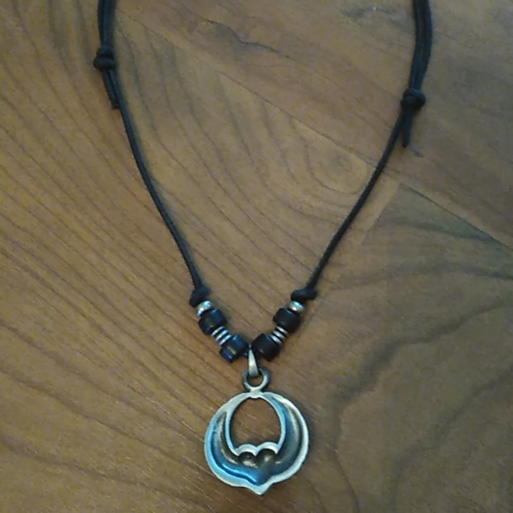 Necklace - Picture 5 of 8